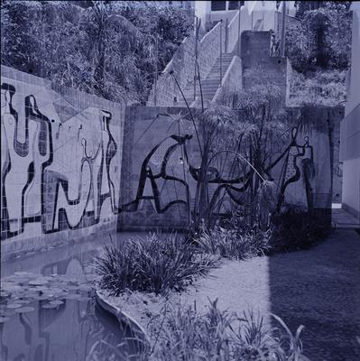 Painel de Burle Marx na residência Arnaldo Aizim, projeto de Paulo Santos