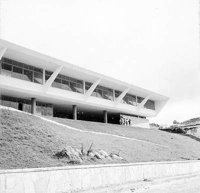 Escola Júlia Kubitschek
