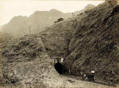 Túnel nº 1 - Túnel do Cary - km 52,500