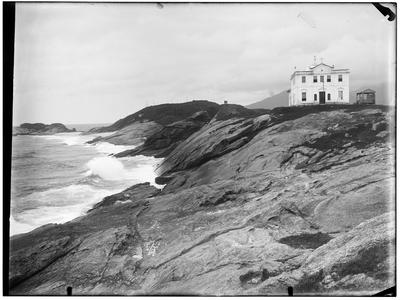 Vista da Igreja de Nossa Senhora de Copacabana