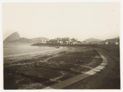 Avenida Beira-Mar, em direção ao Outeiro da Glória