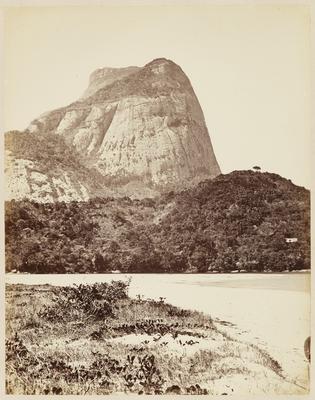 Pedra da Gávea a partir da Barra da Tijuca