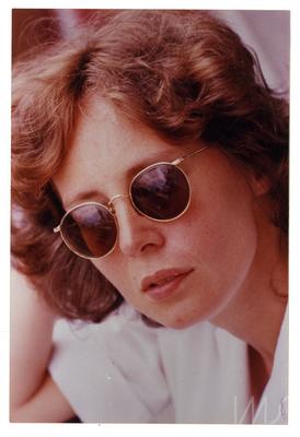 [Lançamento de A teus pés]