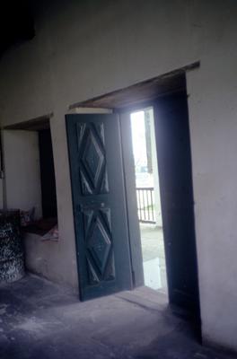 Igreja de São Miguel - porta da nave