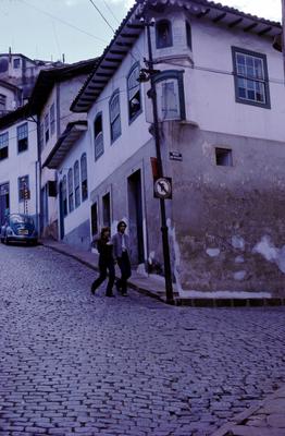 Sobrado com oratório