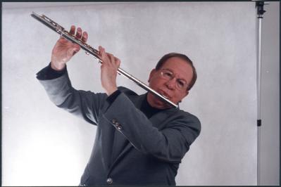 Altamiro Carrilho com a flauta