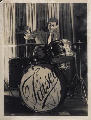 Baterista não identificado