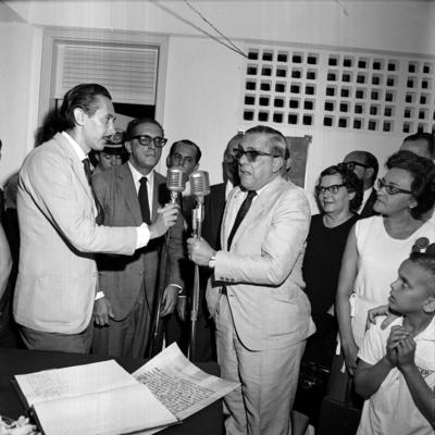 Inauguração da Escola Ary Barroso