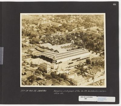 Oficina-garagem na Avenida 28 de Setembro - tomada de avião