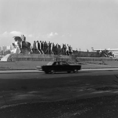 Monumento às Bandeiras, de Victor Brecheret