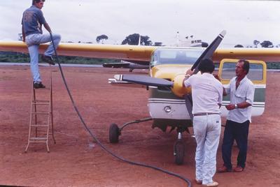 Manutenção de avião, Ricardo Severo Grando 1º à direita