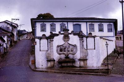 Chafariz de Marília e Ladeira de "Virasaia"