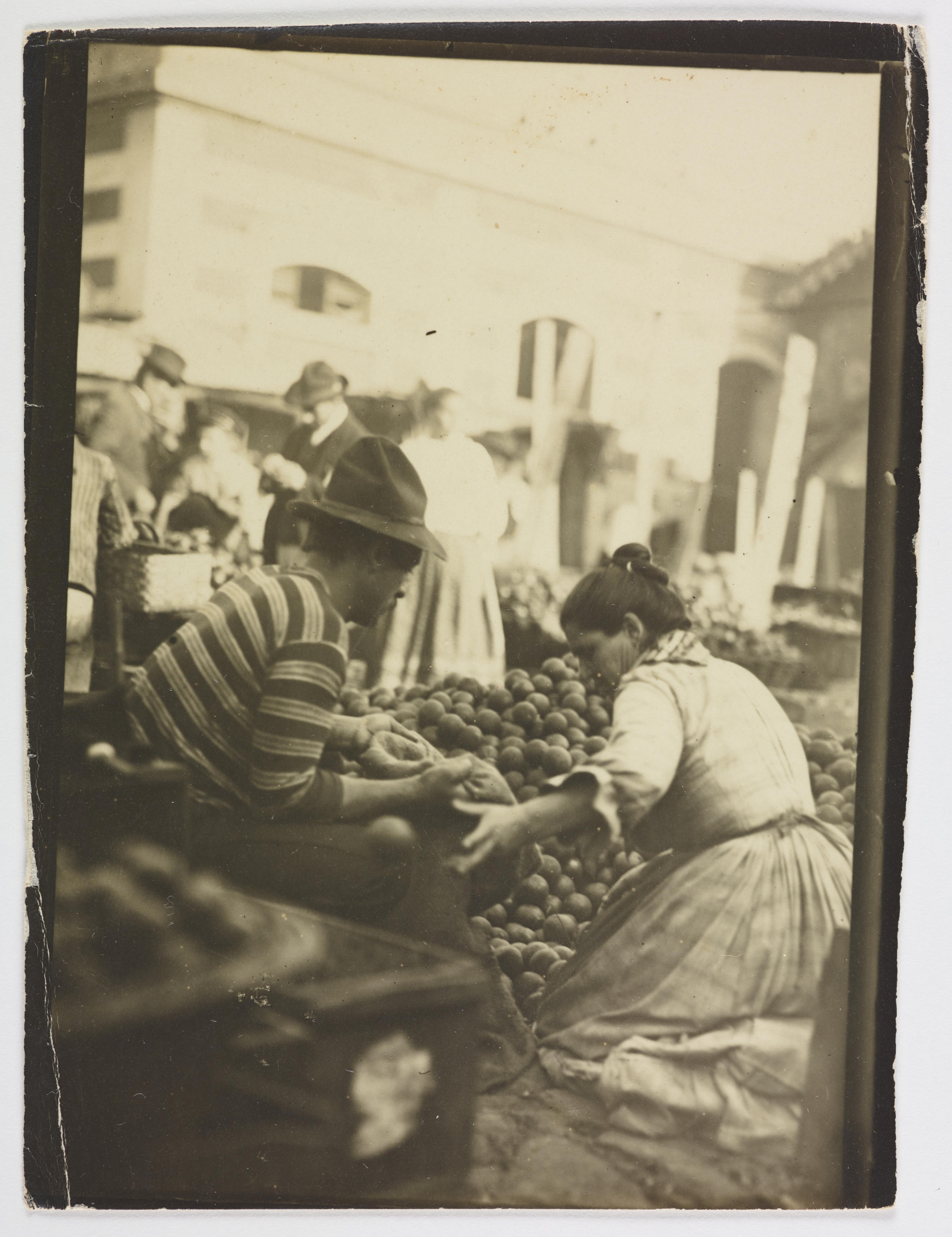 Comércio de frutas no Mercado dos Caipiras