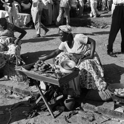 Vendedora de acarajé na procissão de Nosso Senhor dos Navegantes