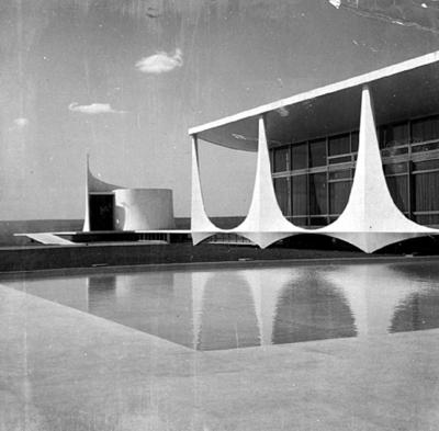 Palácio da Alvorada e Capela Nossa Senhora da Conceição