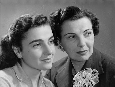 Maria Helena Gasparian e sua mãe