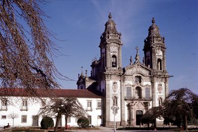 Mosteiro de São Miguel de Refojos de Basto