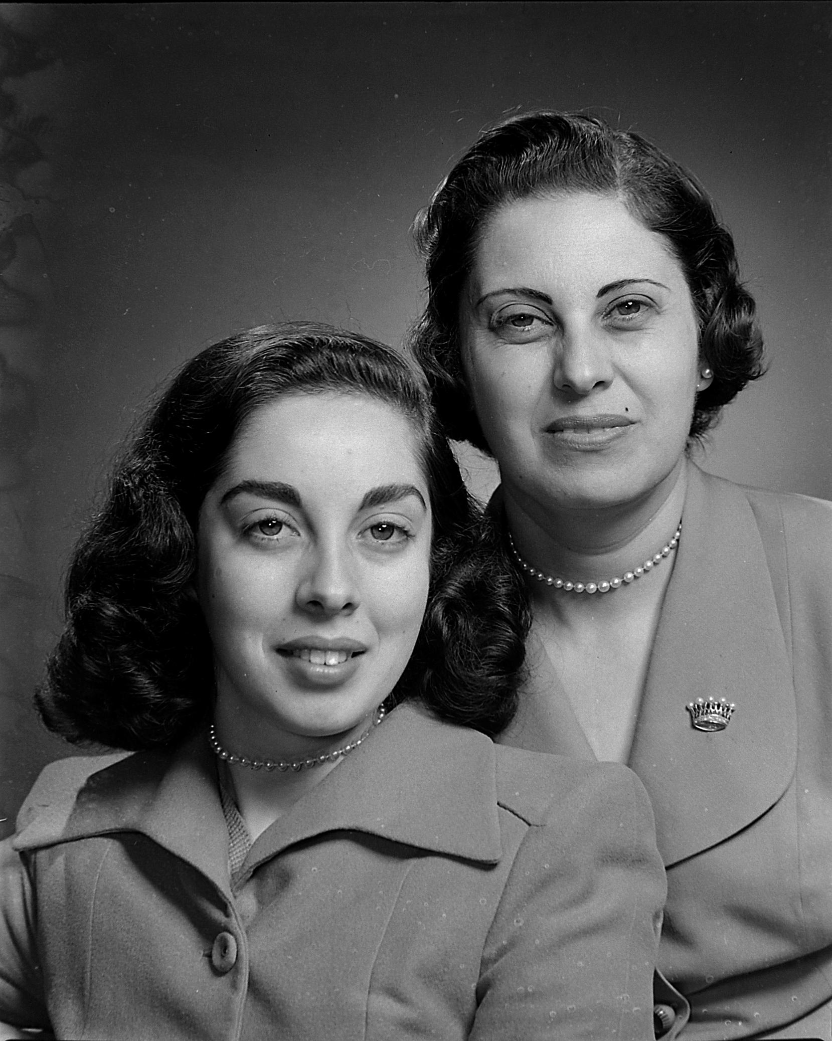 Família Luzi - Dirce e mulher não identificada