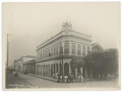 Rua da Ajuda, atual Rua Rodrigo Silva - próxima à Rua Santa Luzia