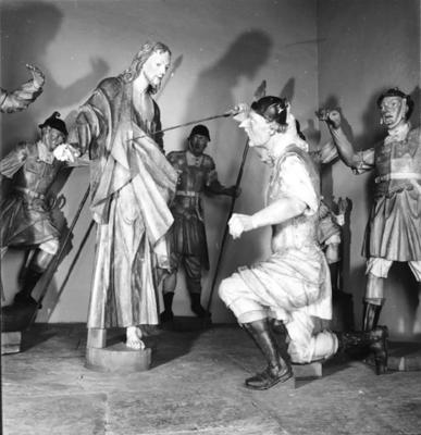 Via Crucis, Passos da Paixão, esculturas de Aleijadinho, Cristo e soldados romanos no Passo da Prisão