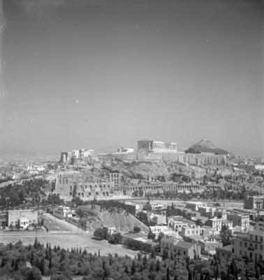 Atenas com o Partenon ao fundo