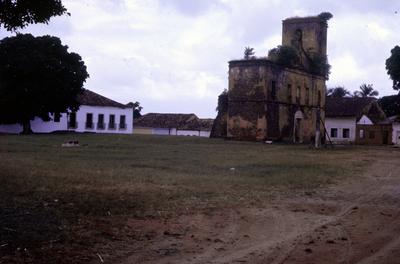 Casarão e ruínas da Igreja Matriz de São Matias