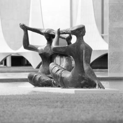 Escultura "As Iaras" ou "As Banhistas", de Alfredo Ceschiatti