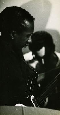 Azeitona e Théo de Barros