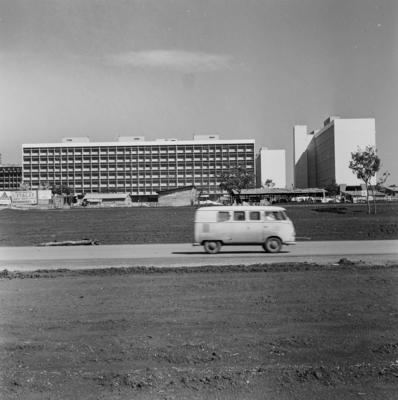Edifícios residenciais projetados para os Institutos de Aposentadoria e Pensões