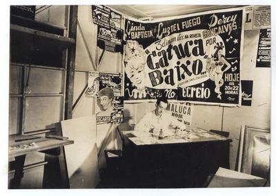 Cartaz de “Catuca por baixo...”