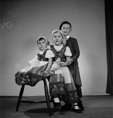 Filhos de Caetano Scilla fantasiados