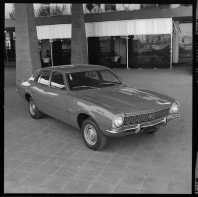 Campanha publicitária da agência Salles para o automóvel Ford Maverick