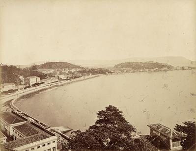 Cais da Glória, Passeio Público e morro do Castelo, vistos da Igreja da Glória