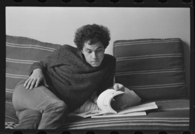 Luiz Carlos Ripper e Lena, na casa de Jorge, antes de viagem para locações do filme do Caca Diegues