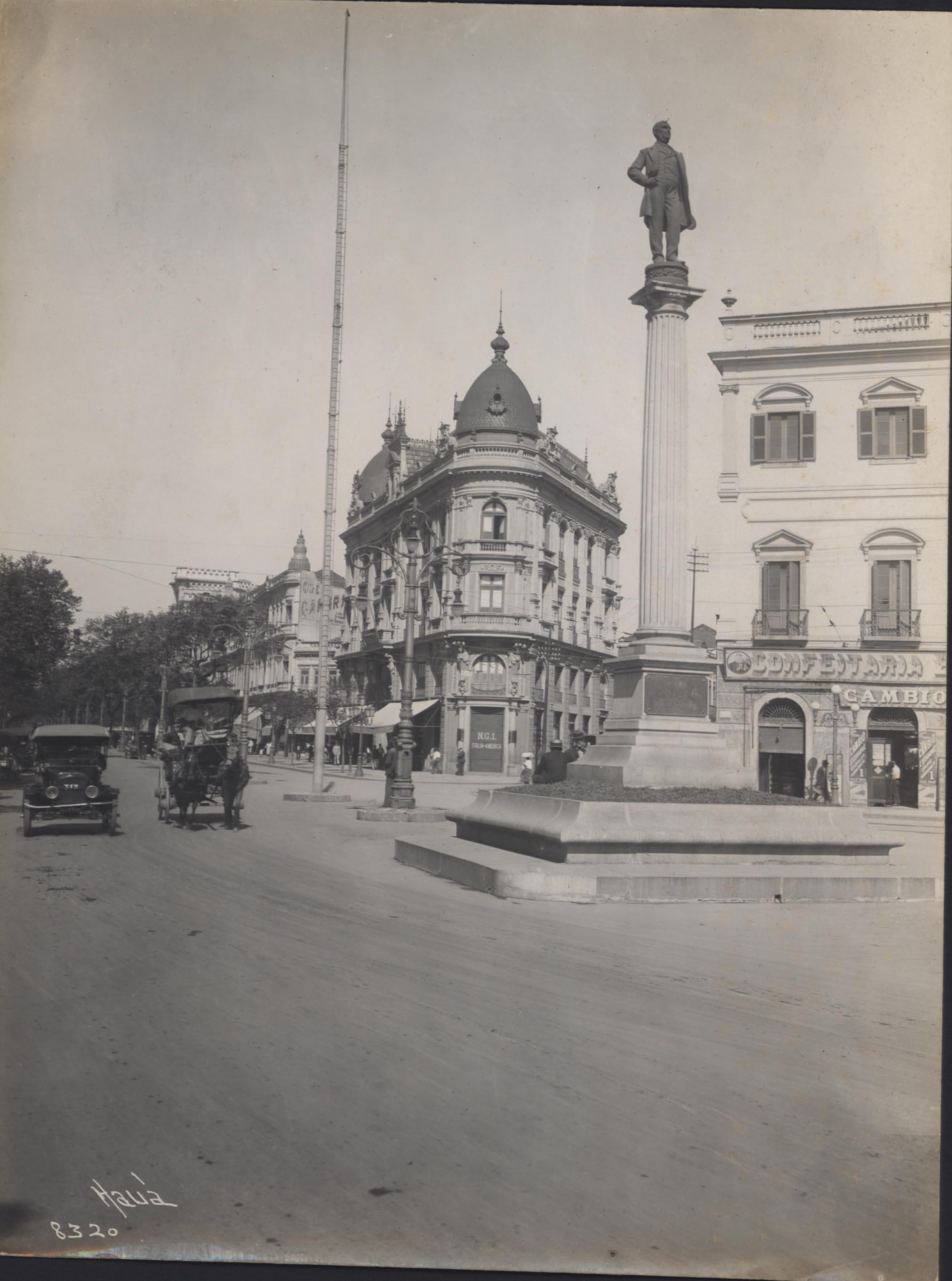 Estátua do Visconde de Mauá