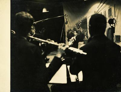 Paulo Tapajós com o violão