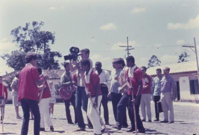 Jorge Bodanzky filma o "Mineiro Pau" / "Maneiro Pau", misto de jogo e dança