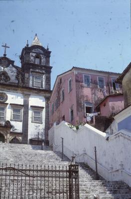 Igreja do Santíssimo Sacramento e escadaria