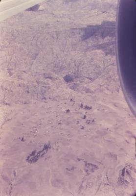 Vista aérea da janela do avião