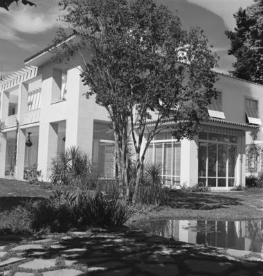 Paisagismo de Burle Marx em residência de Minas Gerais