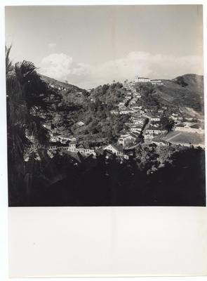 Ladeira e igreja matriz de Santa Efigênia