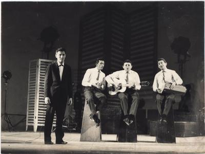 Paulo Max e Trio Irakitan