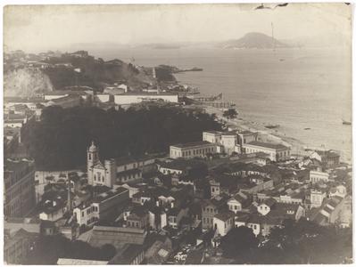 Lapa, Passeio Público e Morro do Castelo tomados da Glória