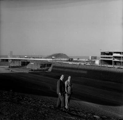 Herivelto Martins (à esquerda) e Joracy Camargo