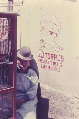 Propaganda política favorável ao governo de Juan José Torres