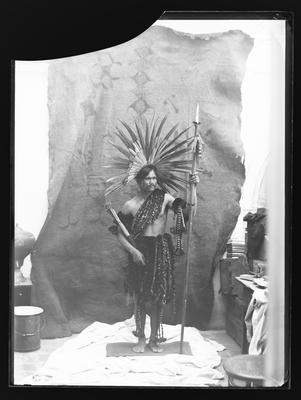 Indígena do povo Apiacá em estúdio