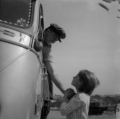 Campanha publicitária da agência Atlas para Pneuac - Dia do Motorista