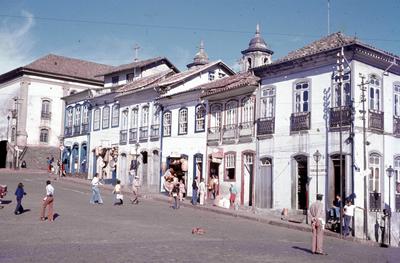 Sobrados e fundos da Igreja do Carmo