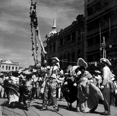 Desfile de agremiação carnavalesca