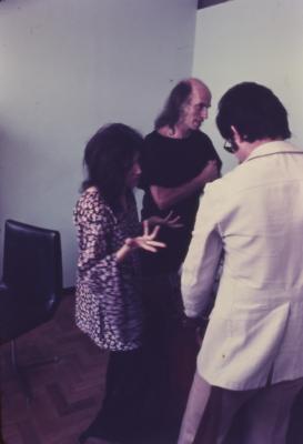 O repórter Karl Brugger entrevista Judith Malina e Julian Beck, criadores do Living Theater, presos em Belo Horizonte